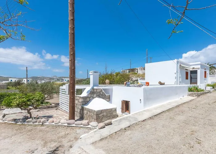 Madalena's Summer House * Adamantas (Milos)