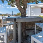 Madalena's Summer House Vakantiehuis Adamantas (Milos)