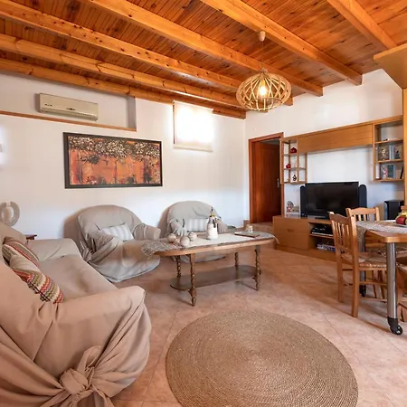 Nyaraló Madalena's Summer House *